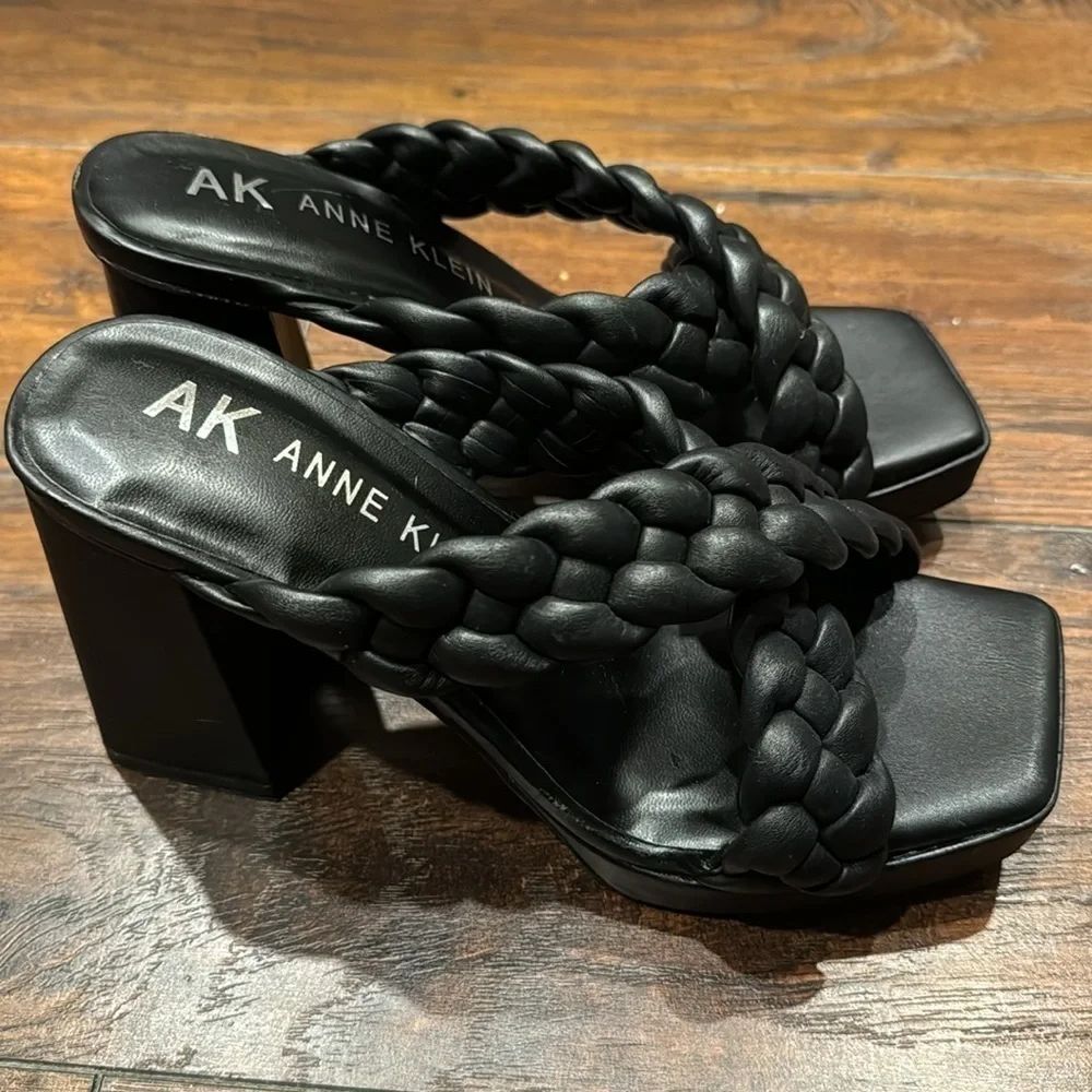 Anne Klein aiden size